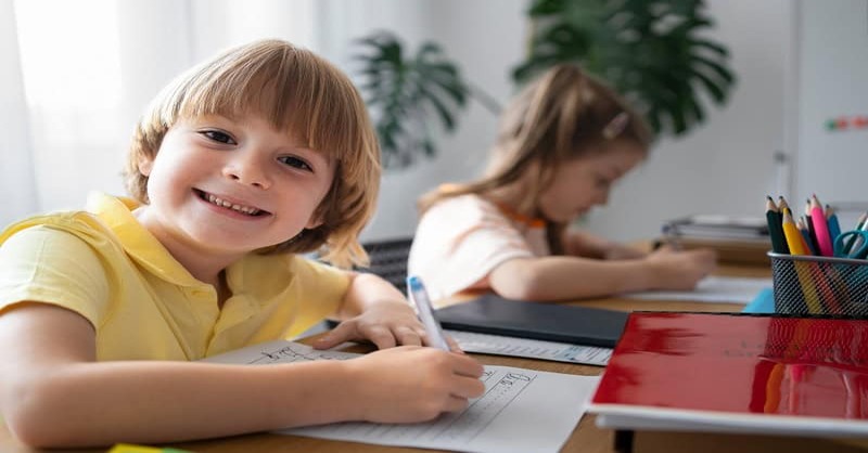 Giúp phát triển tư duy từ sớm