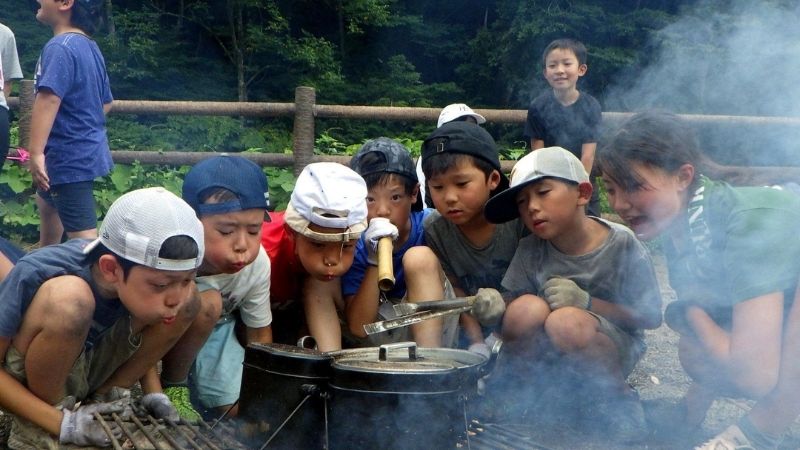 rèn luyện tính tự lập tại trại hè